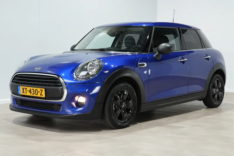 MINI One (2019)