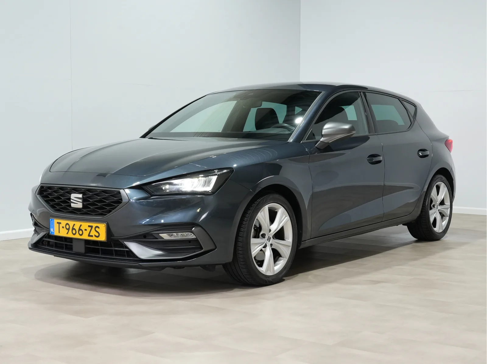 SEAT Leon (2023) — foto 1