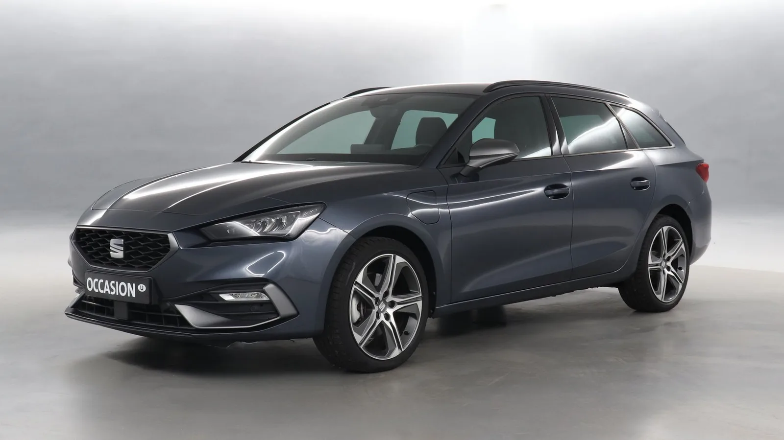 SEAT Leon (2025) — foto 1