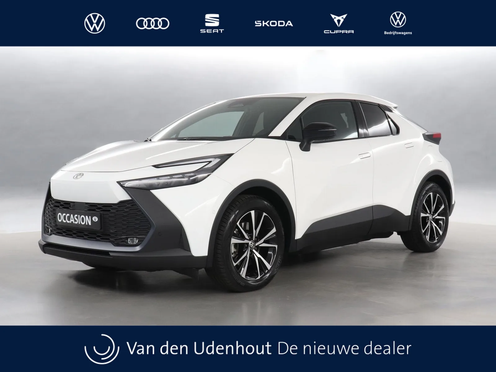Toyota C-HR (2024) — foto 1