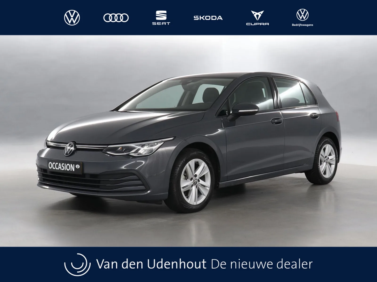 Volkswagen Golf (2024) — foto 1