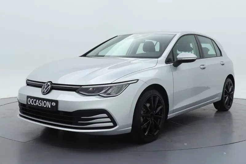 Volkswagen Golf (2023)