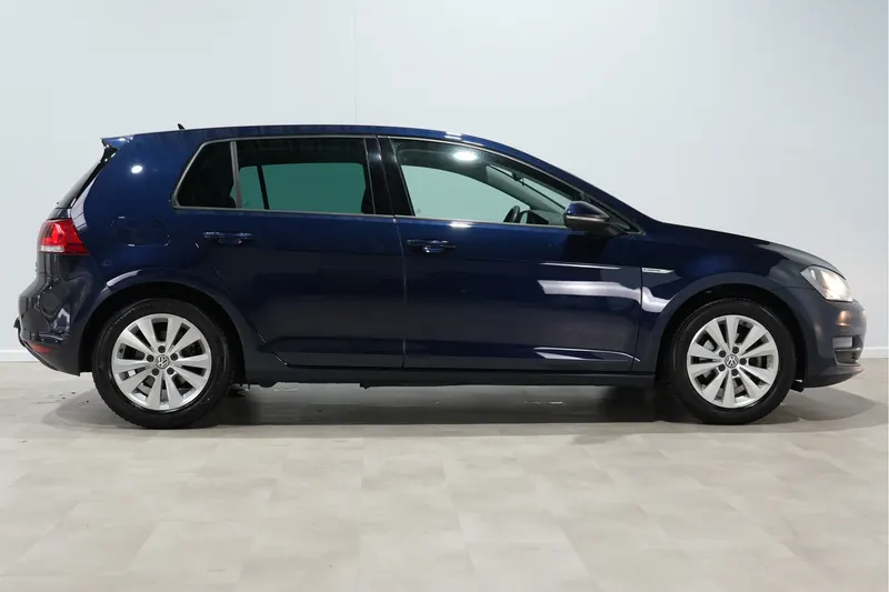 Volkswagen Golf (2016)