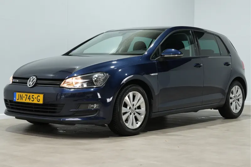 Volkswagen Golf (2016)