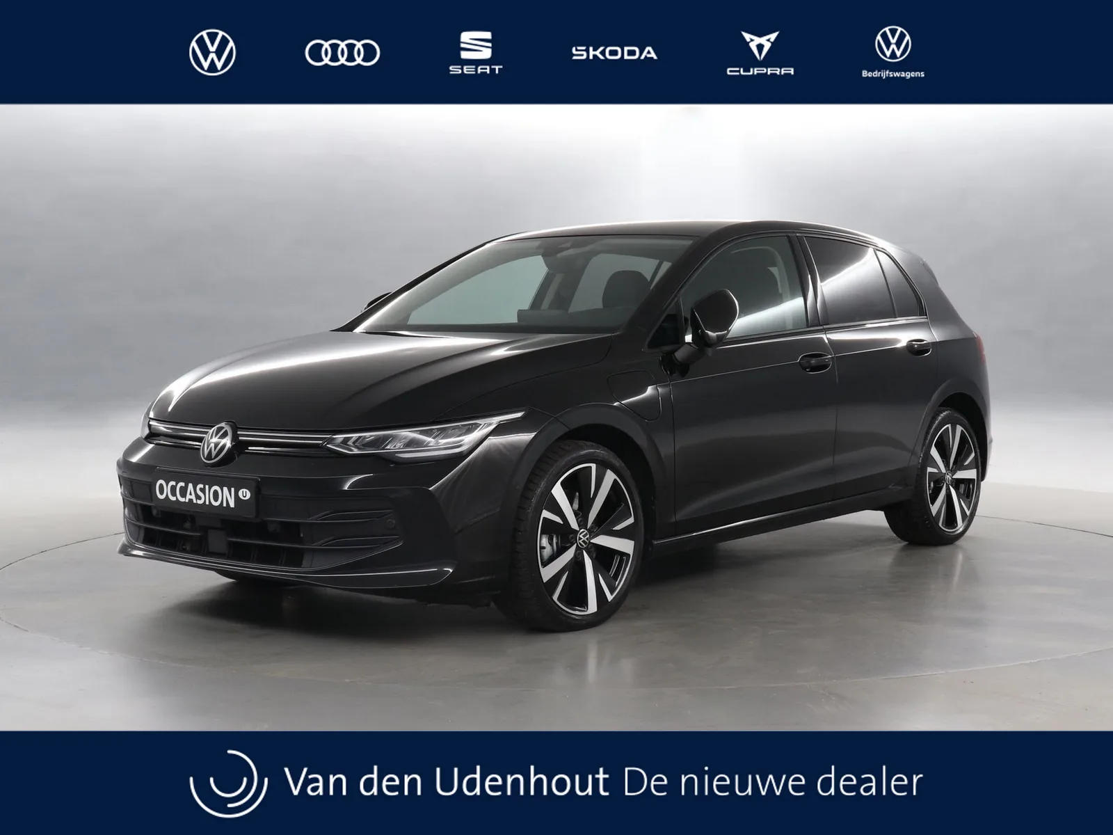 Volkswagen Golf (2025) — foto 1