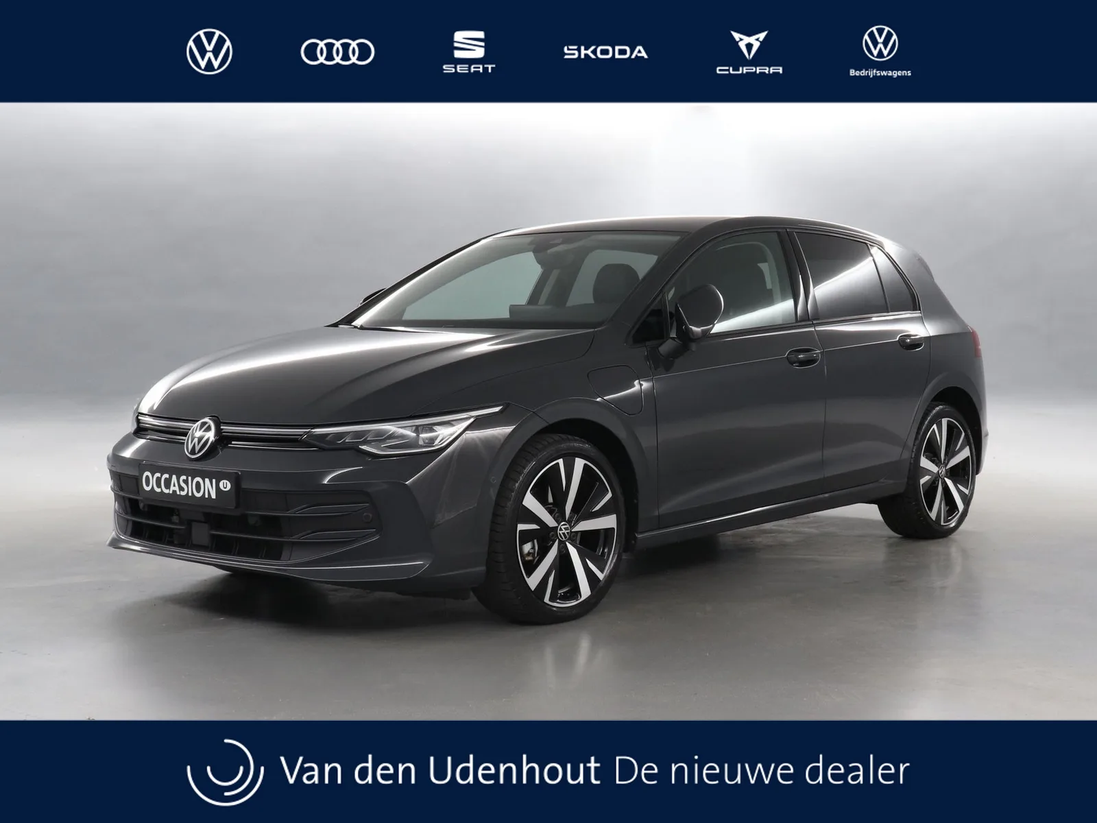 Volkswagen Golf (2025) — foto 1