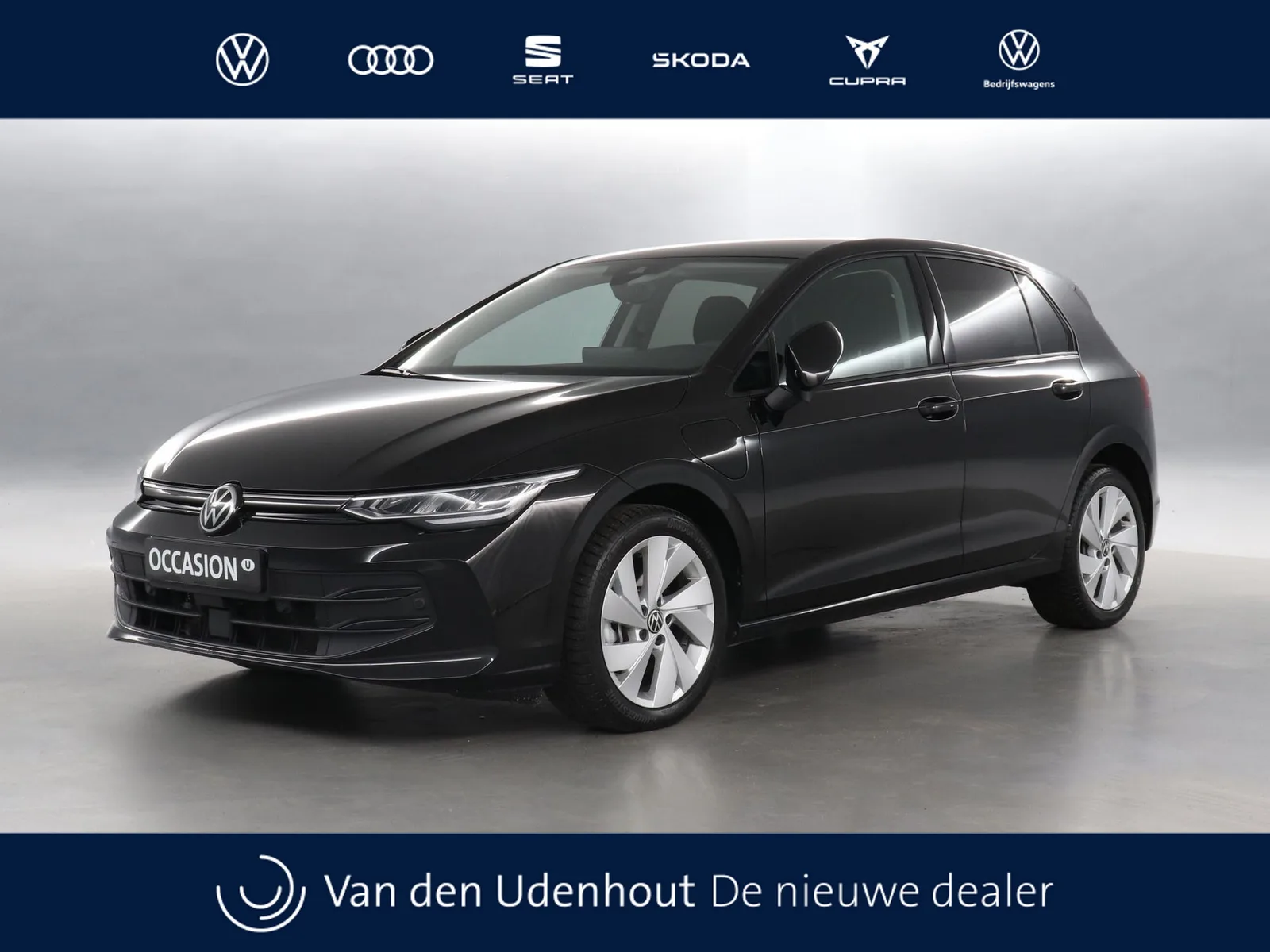 Volkswagen Golf (2025) — foto 1