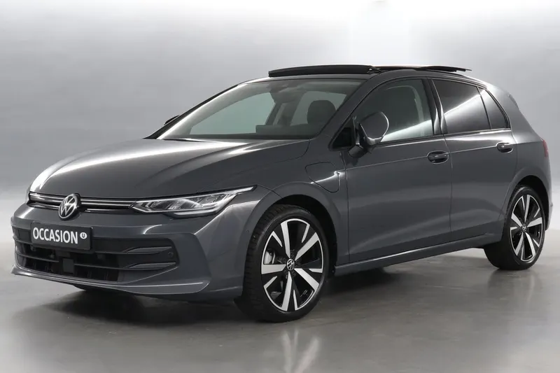 Volkswagen Golf (2025)