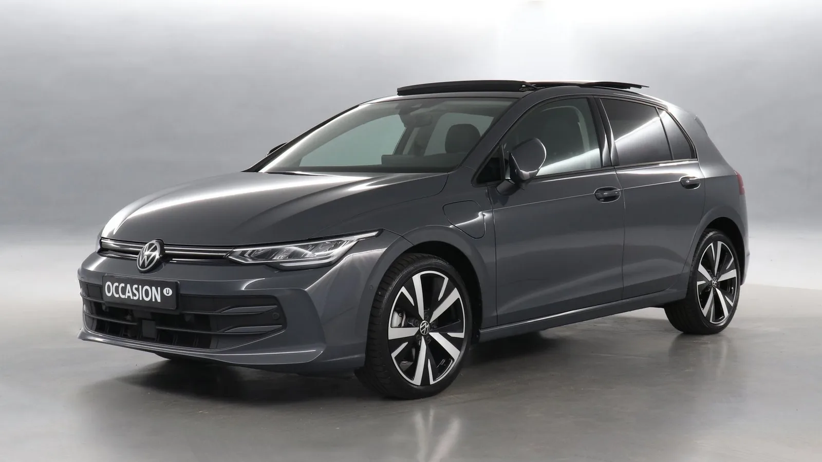 Volkswagen Golf (2025) — foto 1