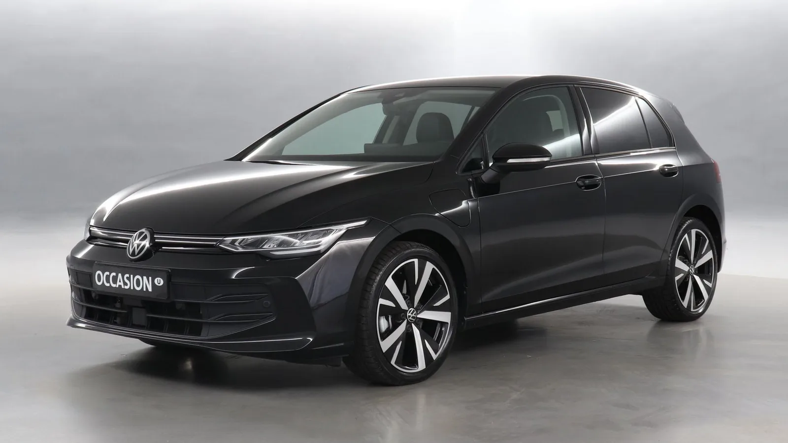 Volkswagen Golf (2025) — foto 1