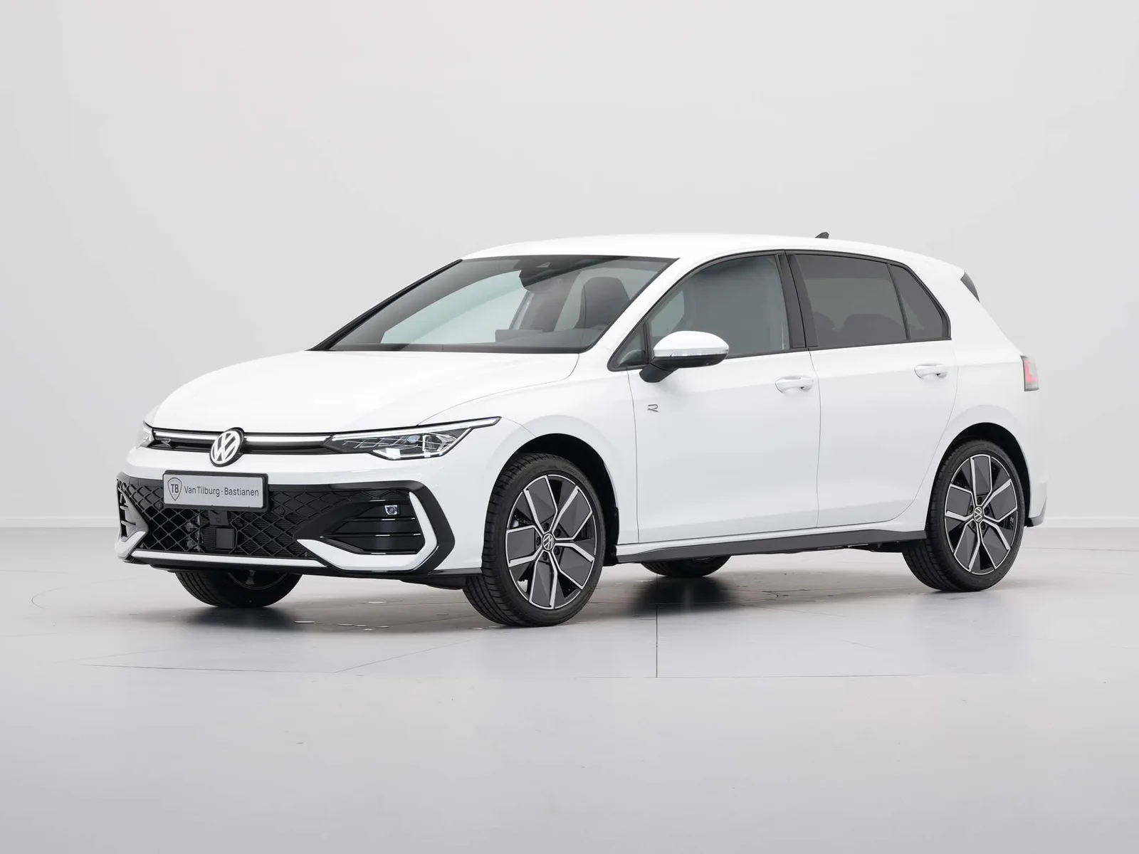 Volkswagen Golf (2025) — foto 1