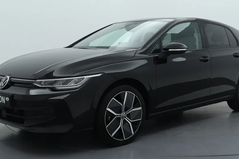 Volkswagen Golf (2024)