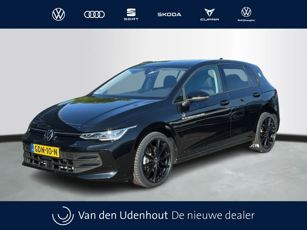Volkswagen Golf (2024) — foto 1