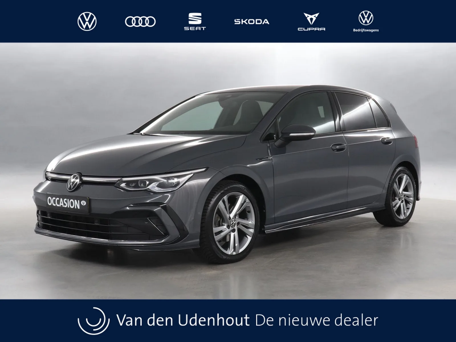 Volkswagen Golf (2024) — foto 1