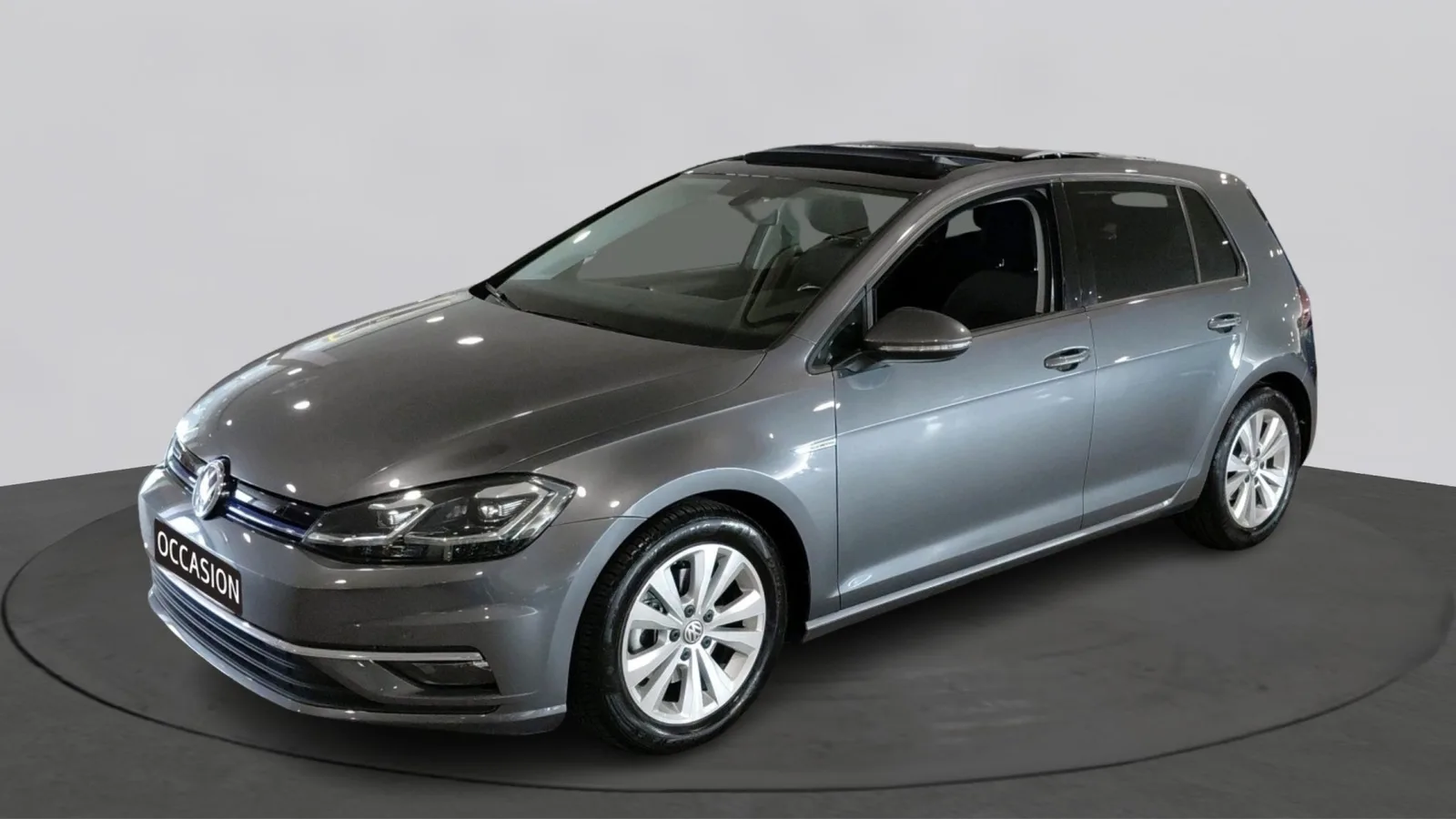 Volkswagen Golf (2019) — foto 1