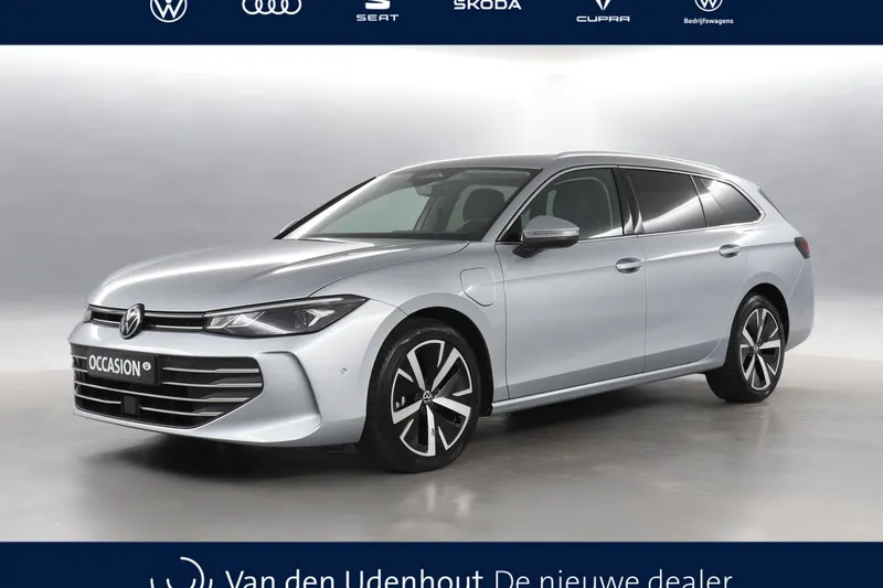 Volkswagen Passat (2024)