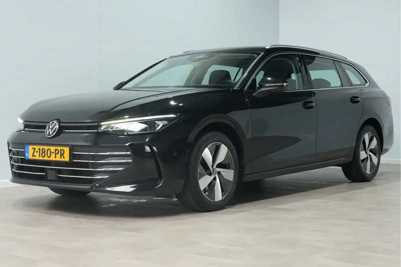 Volkswagen Passat (2024)