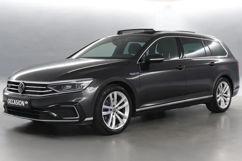 Volkswagen Passat (2023)