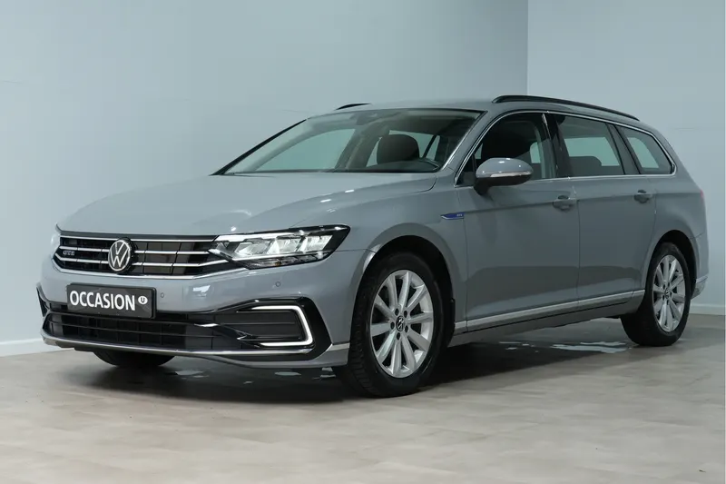 Volkswagen Passat (2022)