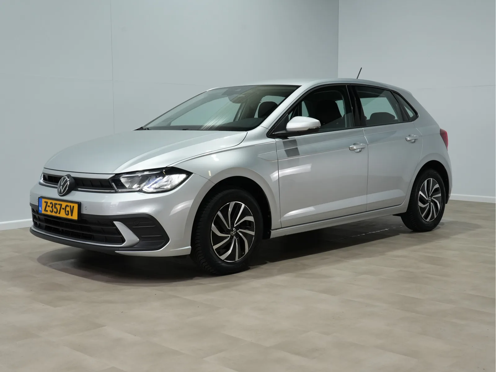 Volkswagen Polo (2024) — foto 1