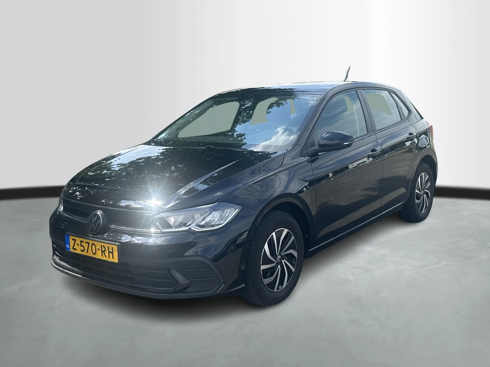 Volkswagen Polo (2024) — foto 1