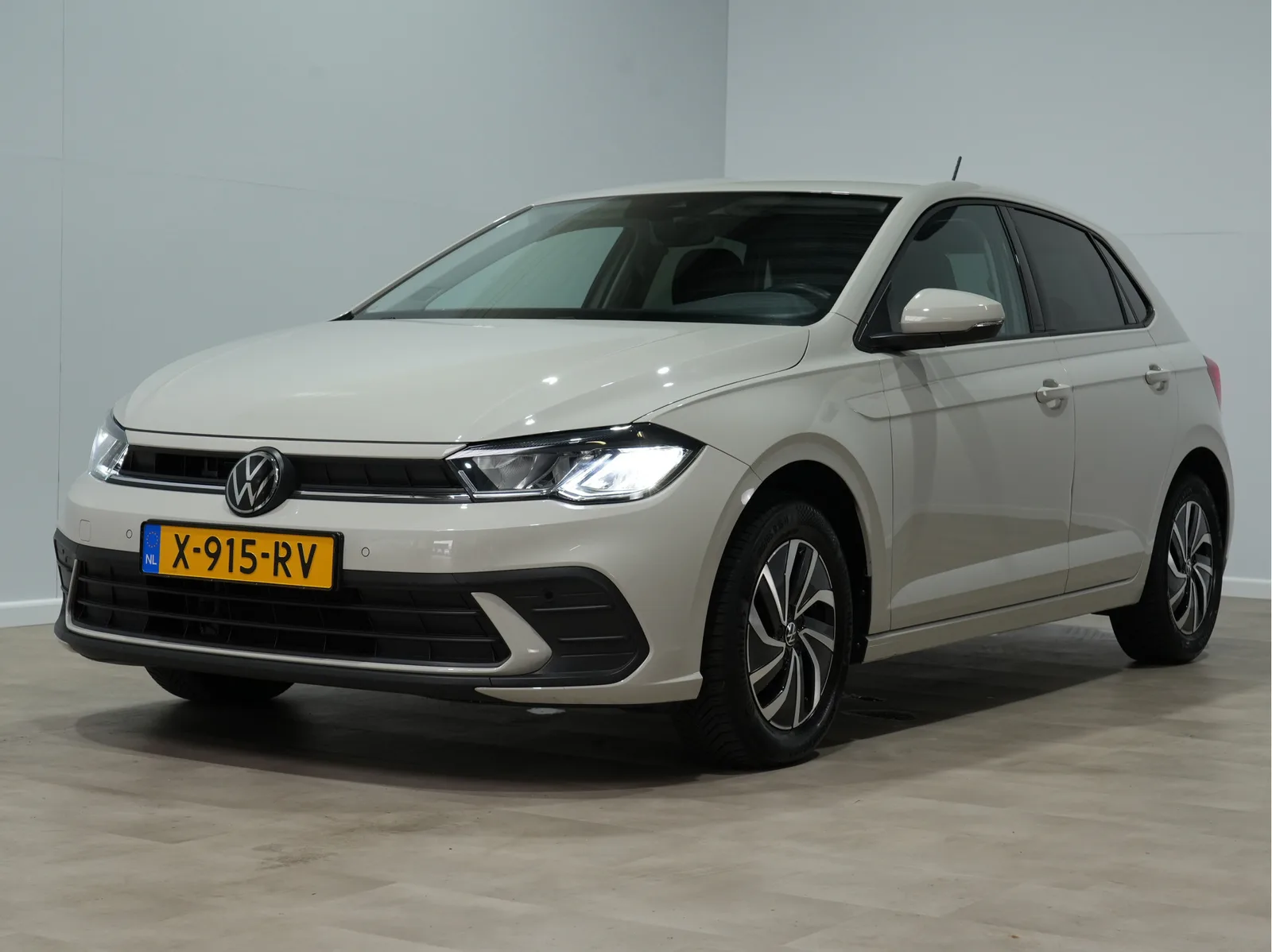Volkswagen Polo (2024) — foto 1