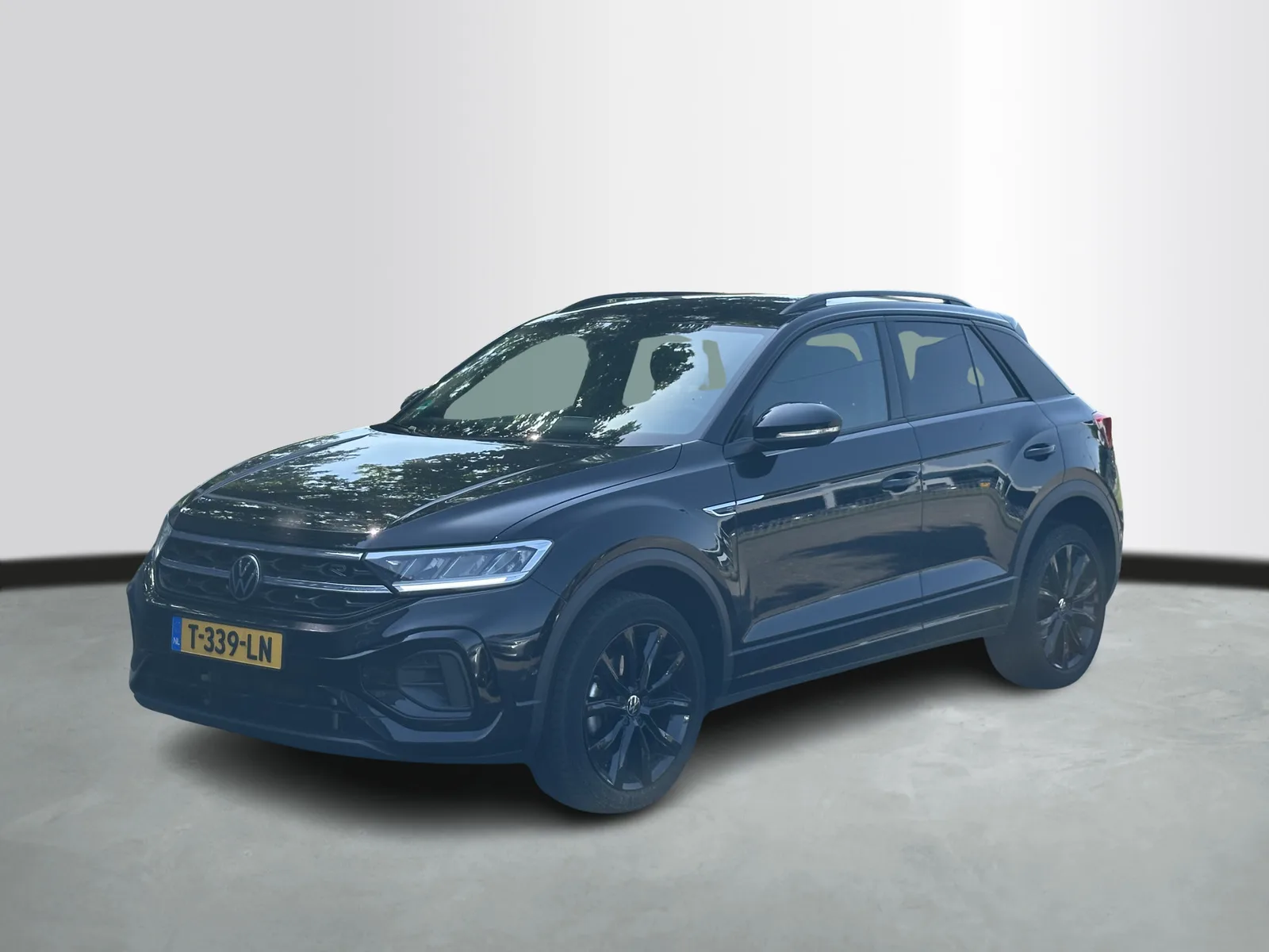 Volkswagen T-Roc (2023) — foto 1