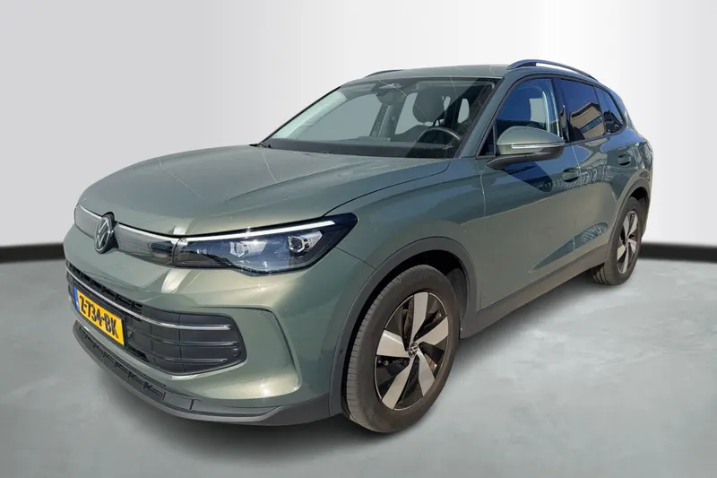 Volkswagen Tiguan (2024)
