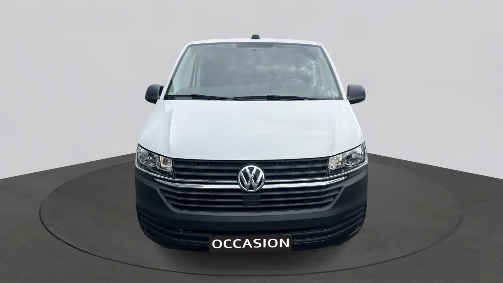 Volkswagen Transporter (2023) — foto 1