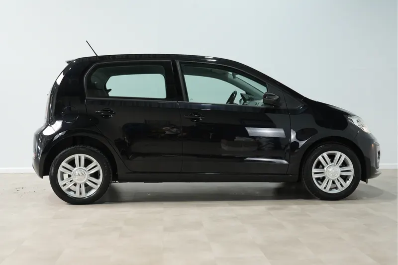Volkswagen Up! (2019)