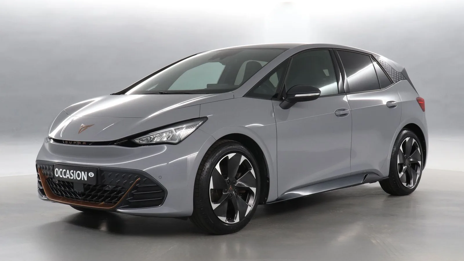 CUPRA Born (2024) — foto 1