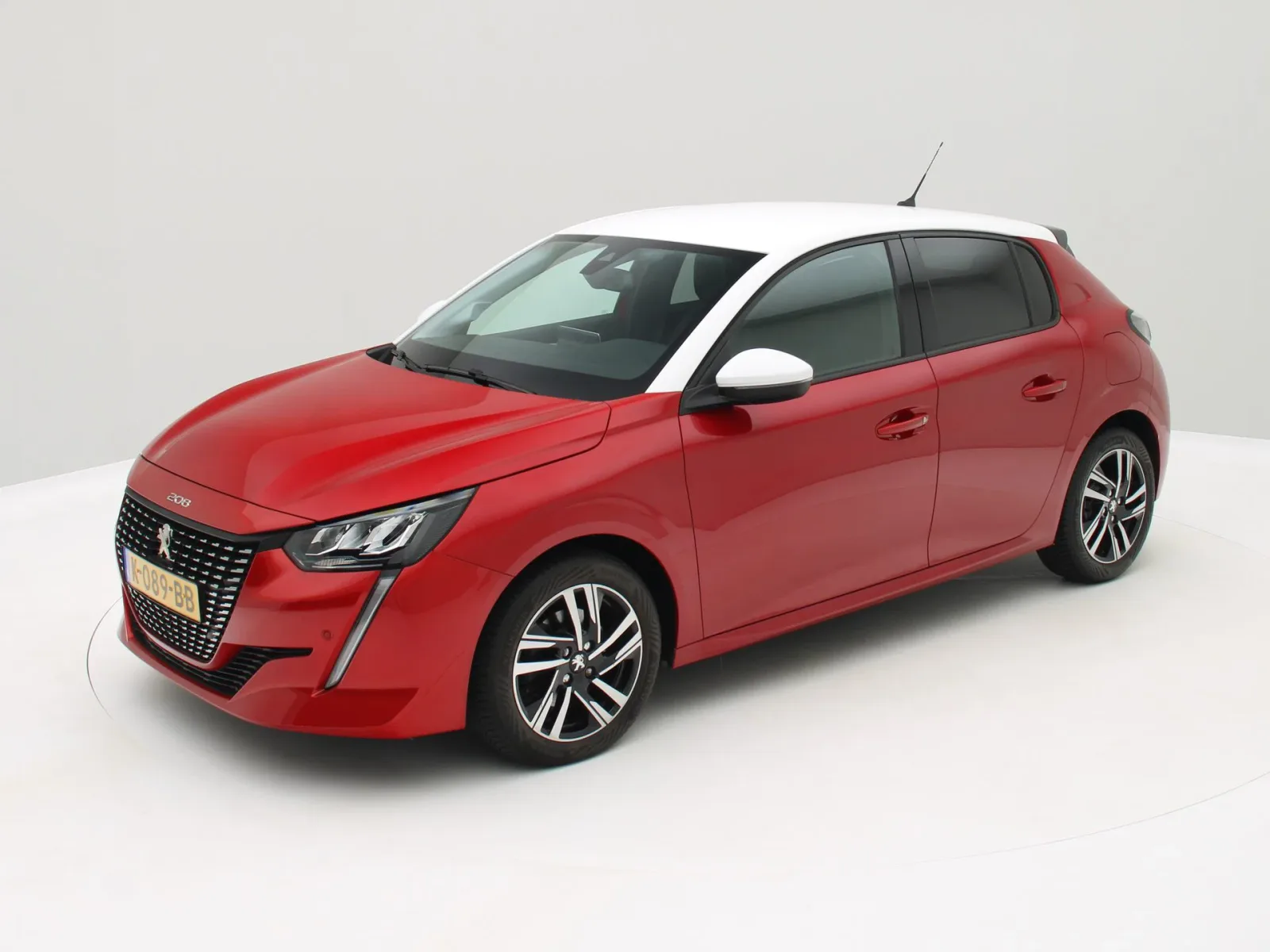Peugeot 208 (2020) — foto 1