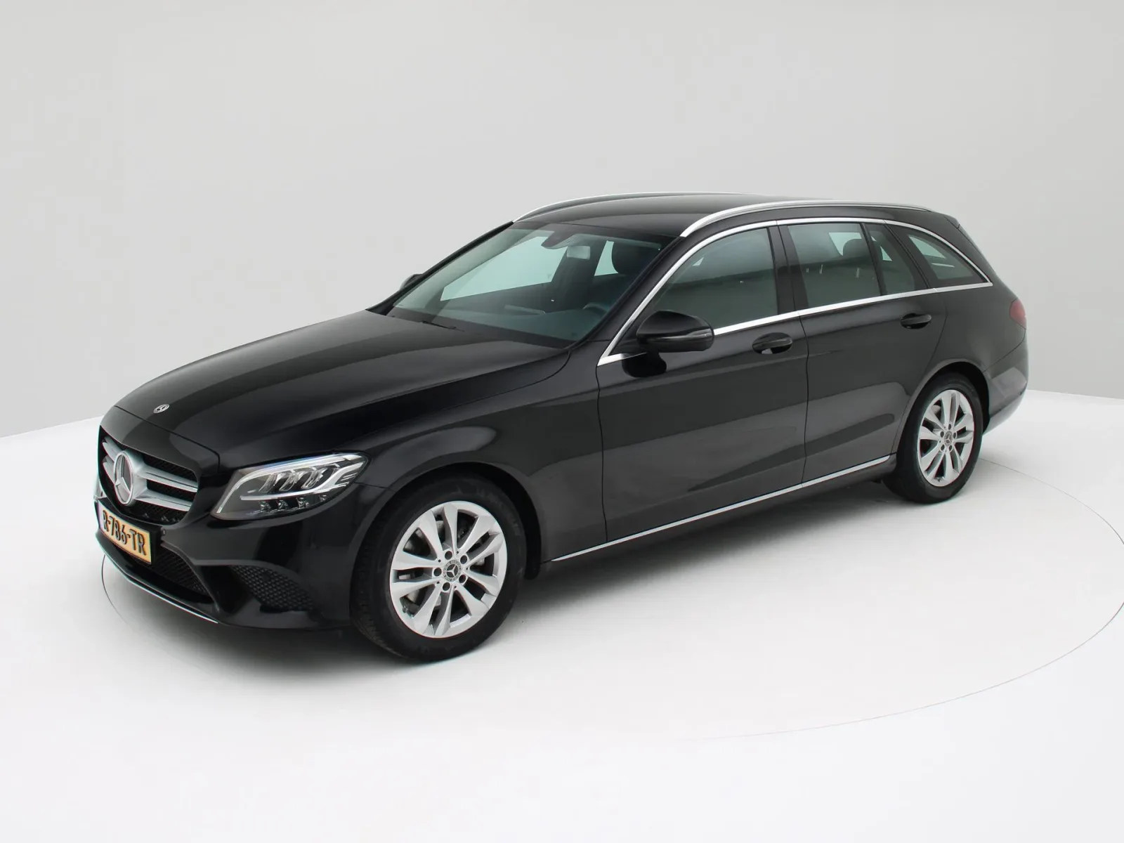 Mercedes-Benz C-Klasse (2019) — foto 1