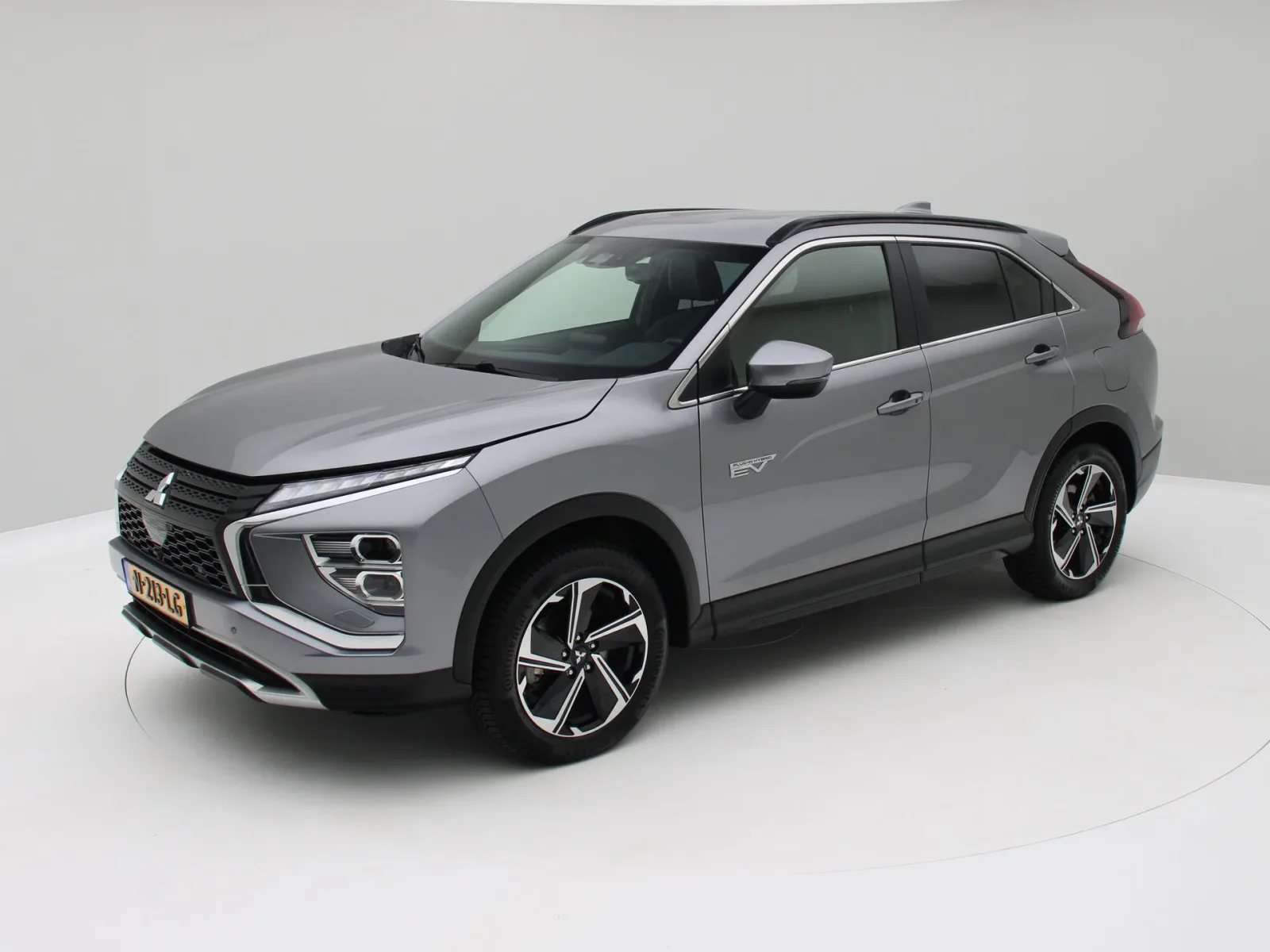 Mitsubishi Eclipse (2021) — foto 1