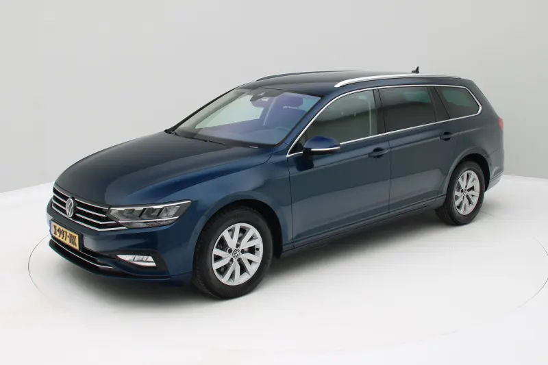 Volkswagen Passat (2023)