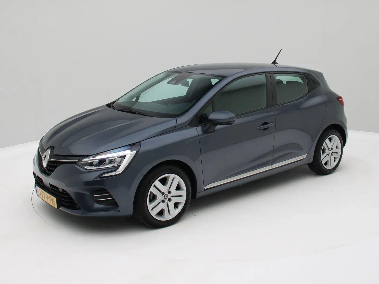 Renault Clio (2020) — foto 1
