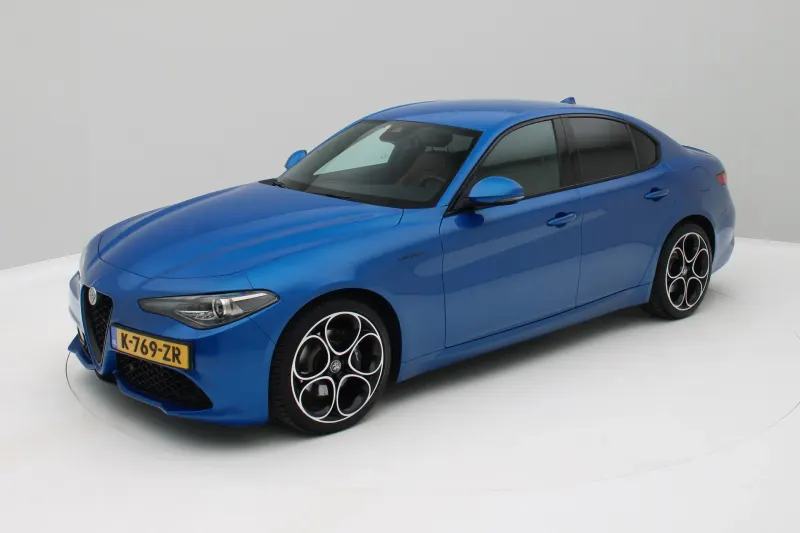 Alfa Romeo Giulia (2021)