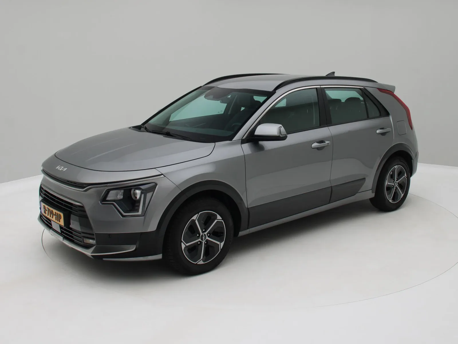 Kia Niro (2022) — foto 1