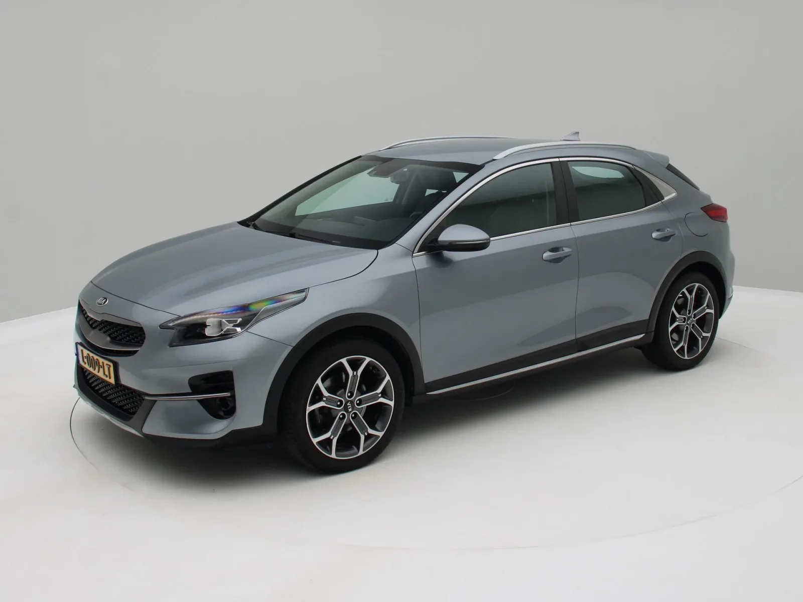 Kia XCeed (2021) — foto 1