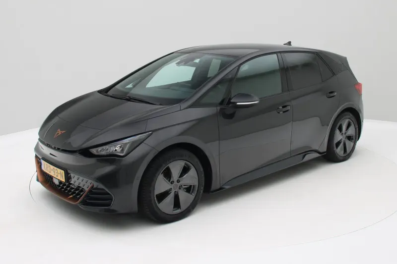 CUPRA Born (2023)