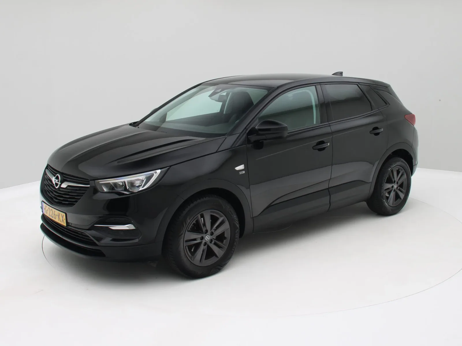 Opel Grandland X (2019) — foto 1