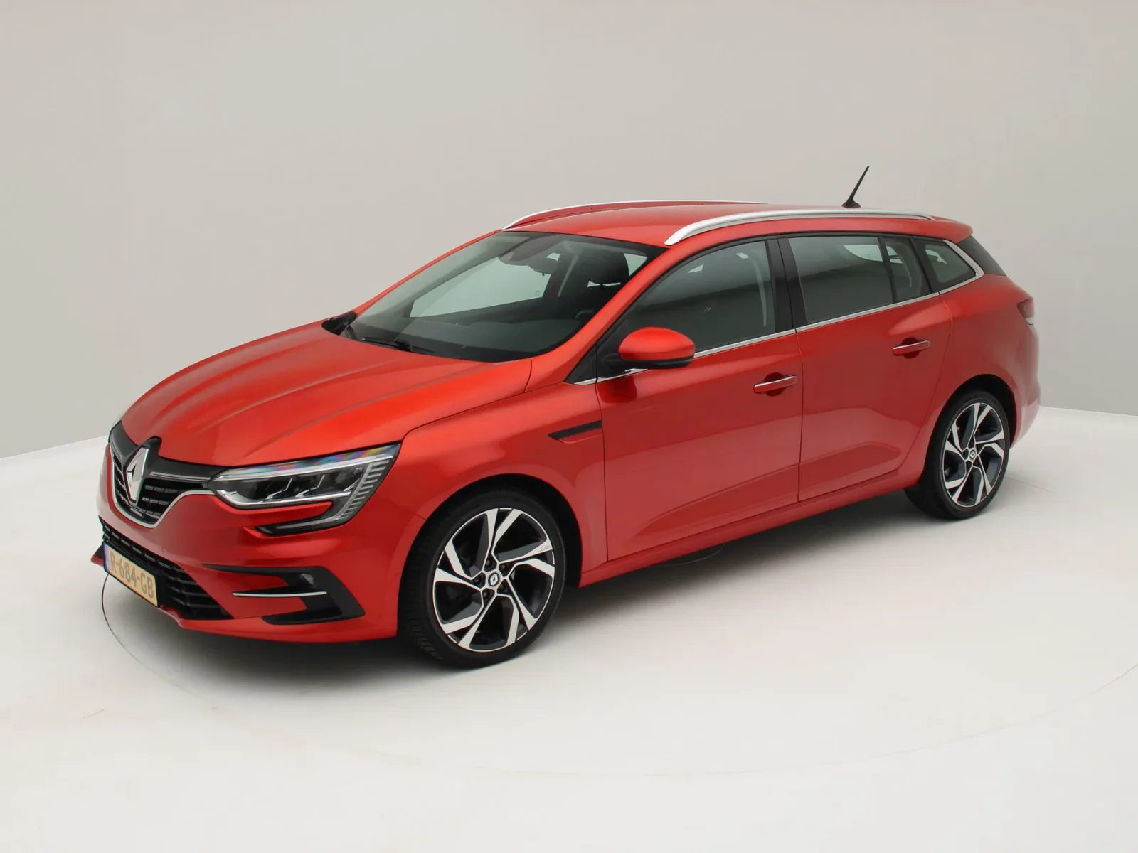 Renault Mégane (2021) — foto 1