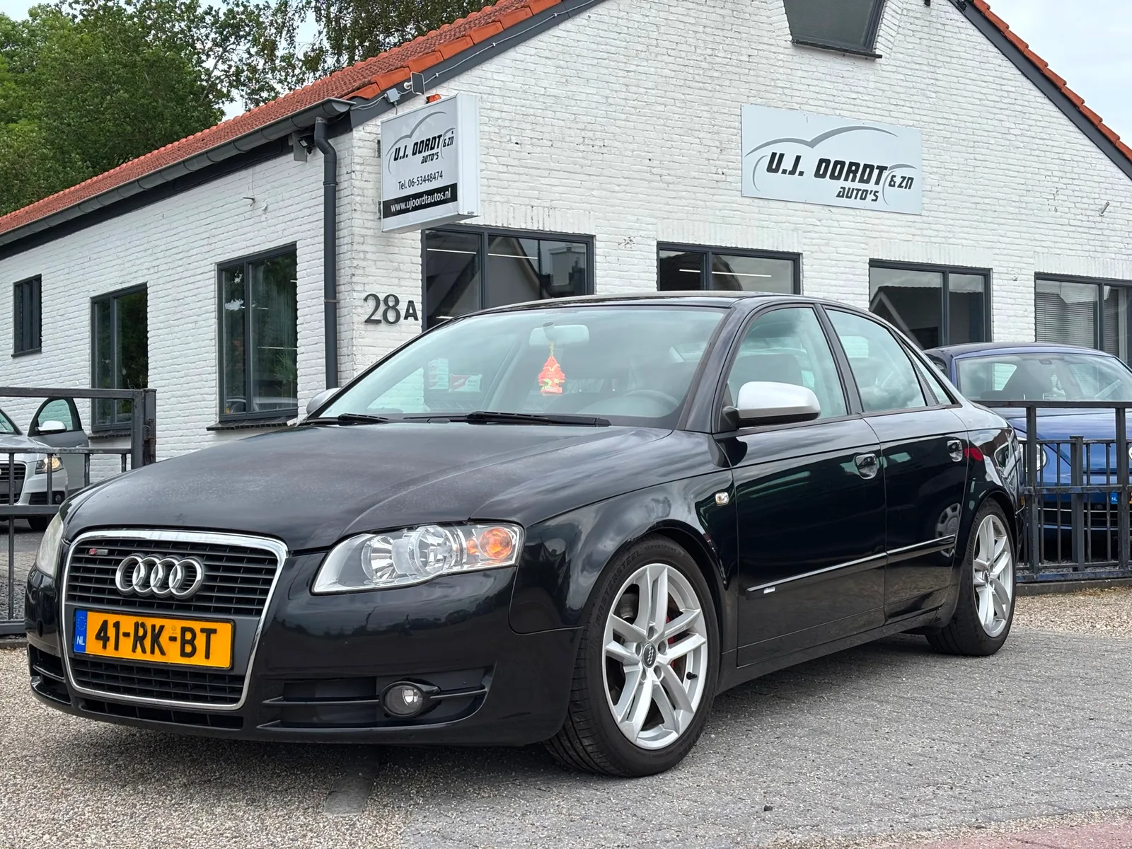 Audi A4 (2005) — foto 1