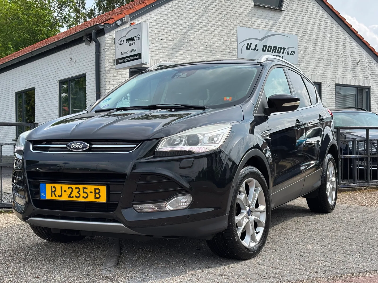 Ford Kuga (2013) — foto 1