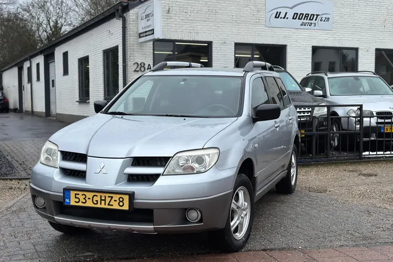 Mitsubishi Outlander (2008)