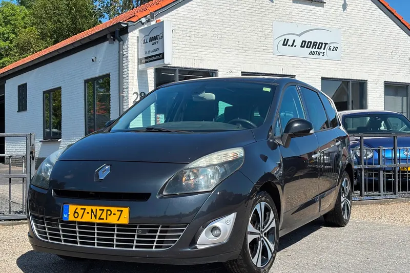 Renault Grand Scénic (2011)