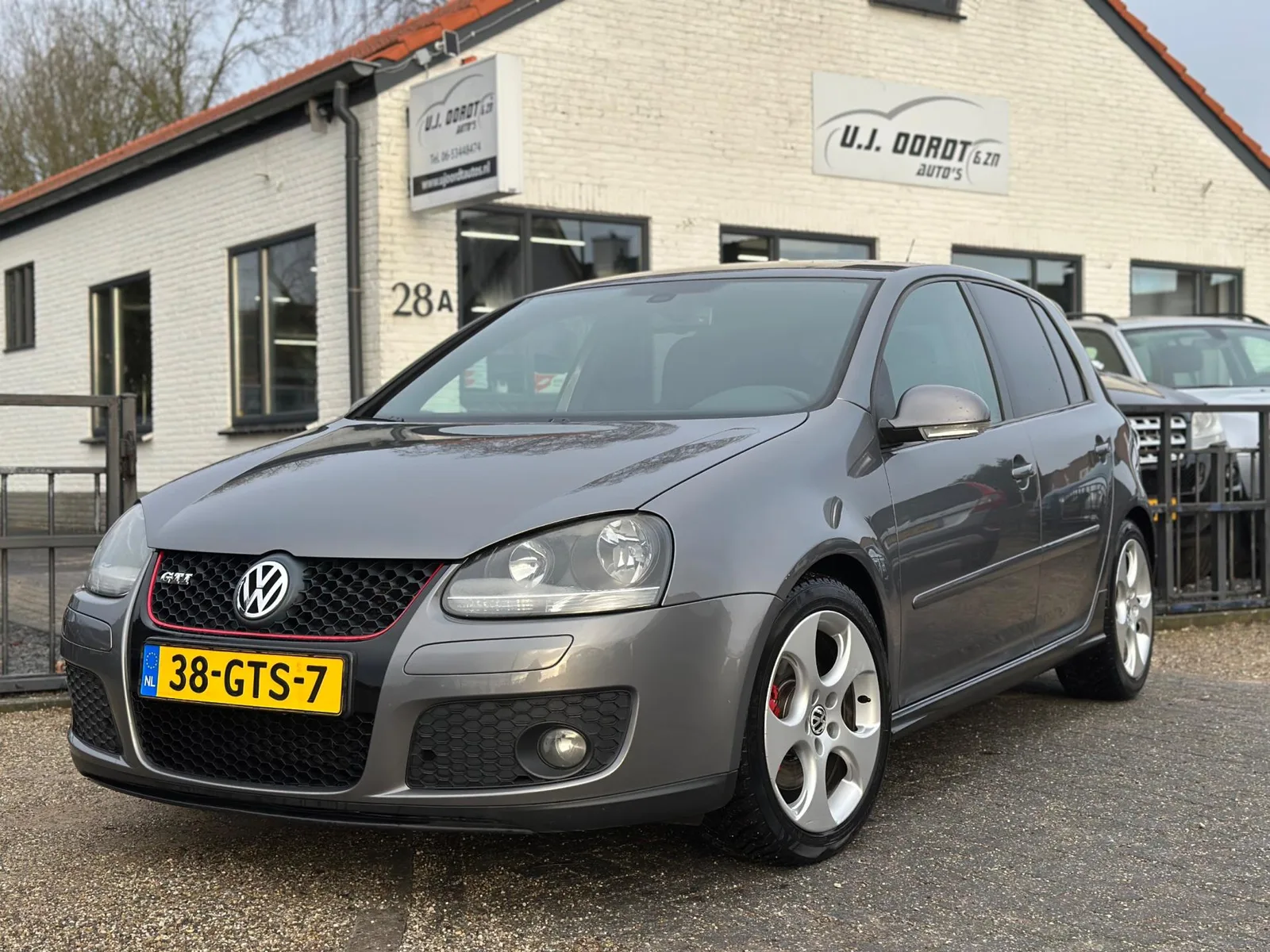 Volkswagen Golf (2008) — foto 1