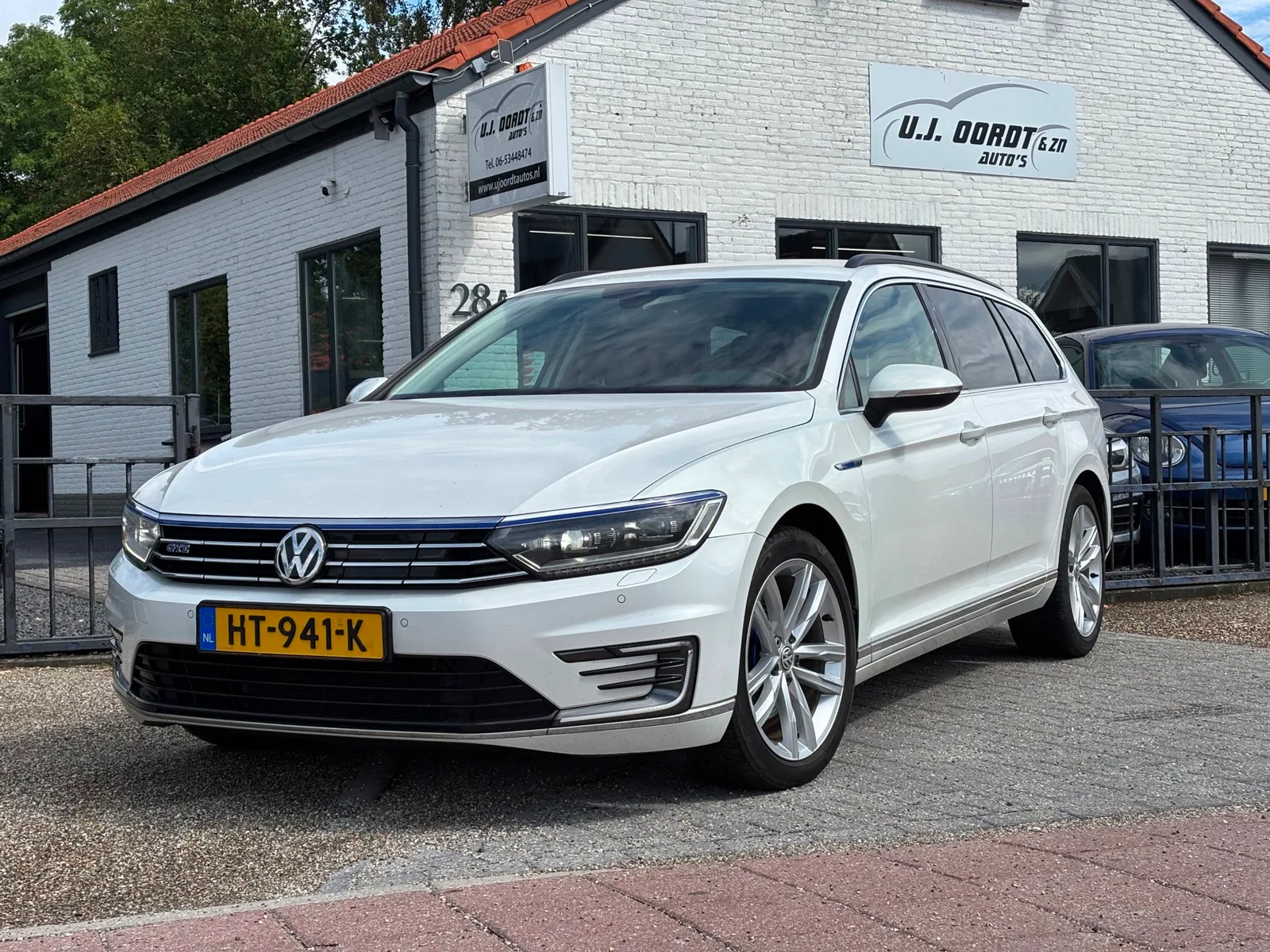 Volkswagen Passat (2015) — foto 1