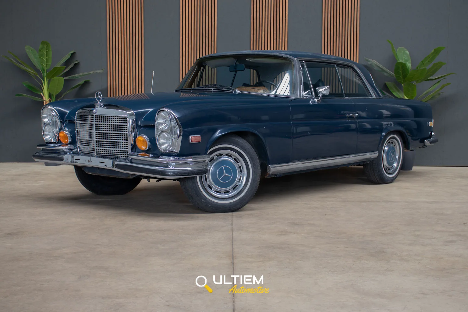 Mercedes-Benz 280 (1969) — foto 1