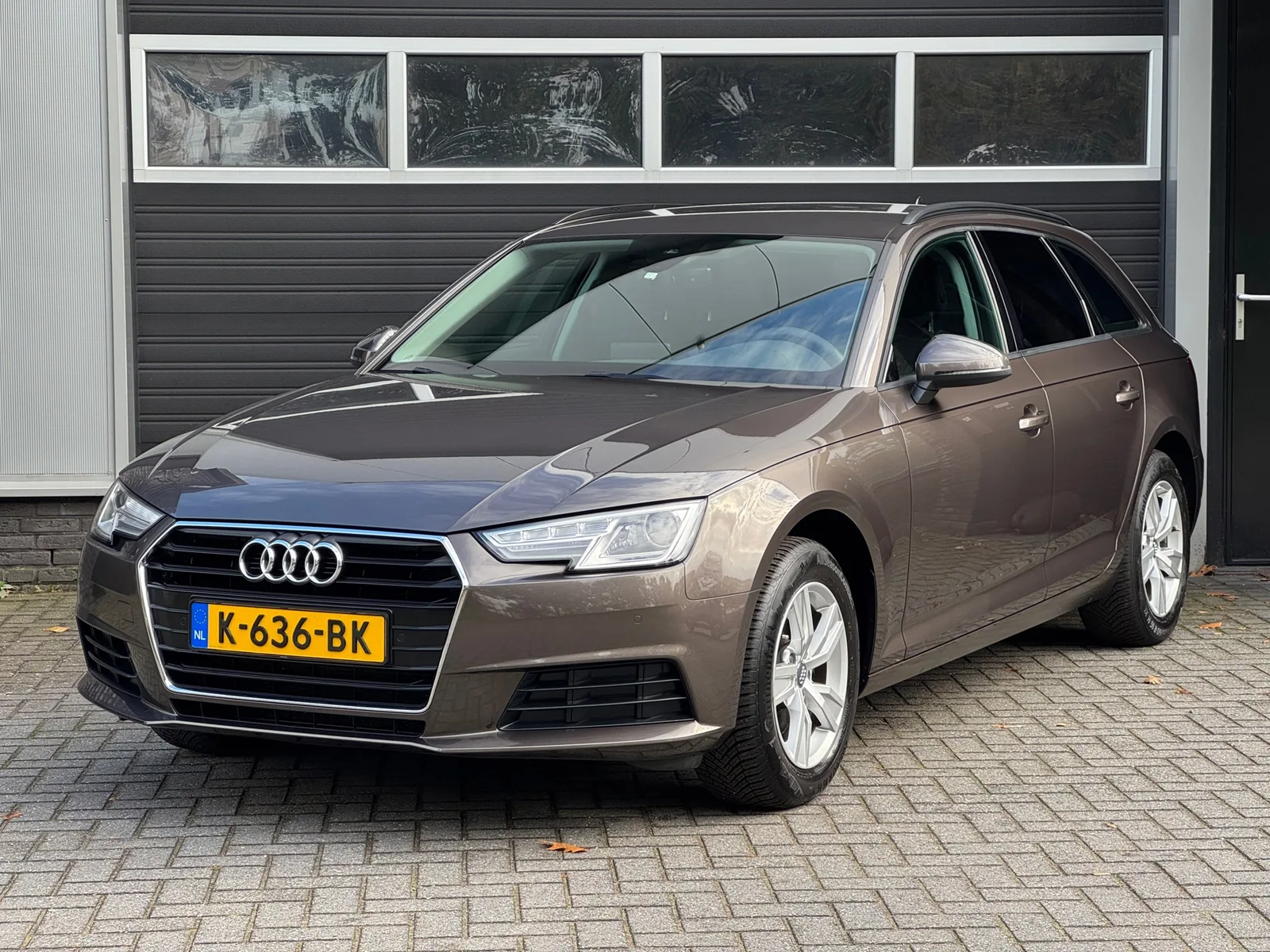 Audi A4 (2016) — foto 1